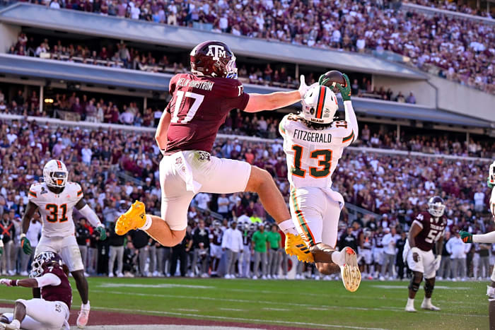 College Football: Fitz seals the deal