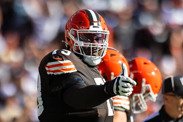 Dawand Jones