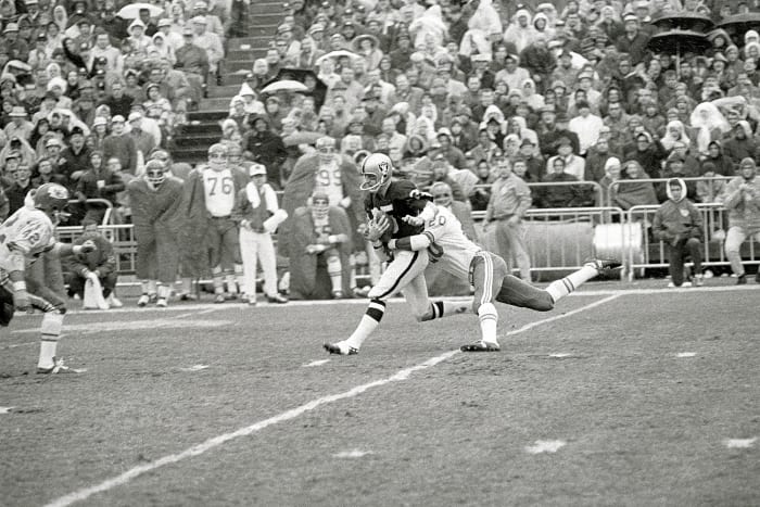 T-21. Fred Biletnikoff, Oakland Raiders: 1968 AFL West playoff