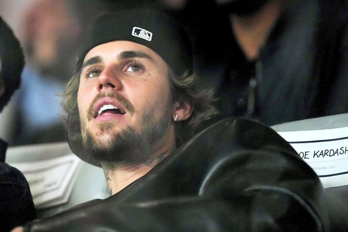 Justin Bieber vs. Orlando Bloom