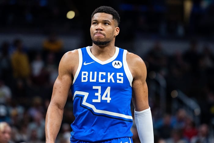 Milwaukee Bucks: Giannis Antetokounmpo (No. 15)