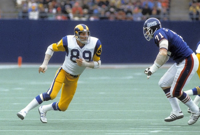 1972: Future TV star goes through two-trade offseason