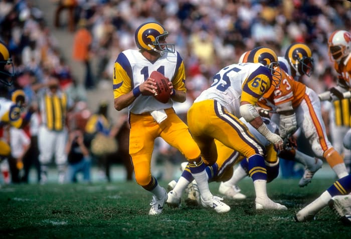 Joe Namath (Los Angeles Rams): Pat Haden