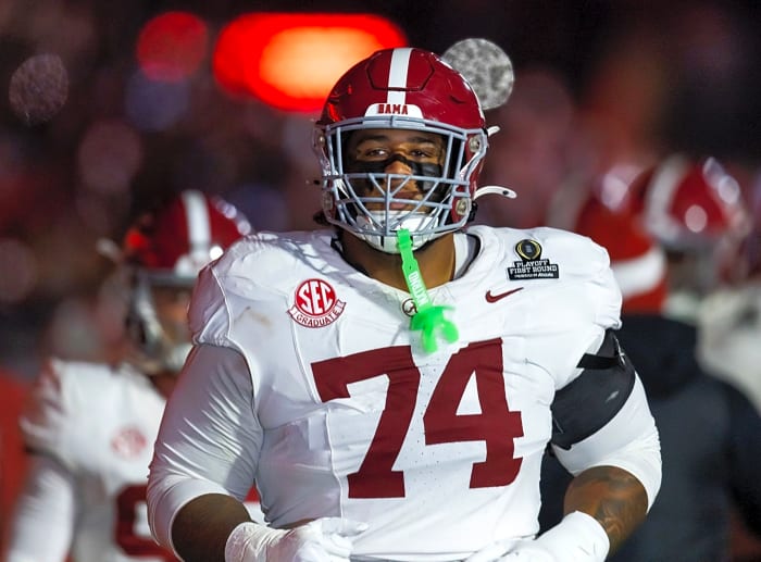 Miami Dolphins - Kadyn Proctor, OT: A
