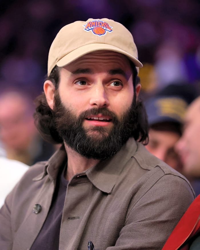 Penn Badgley & Domino Kirke