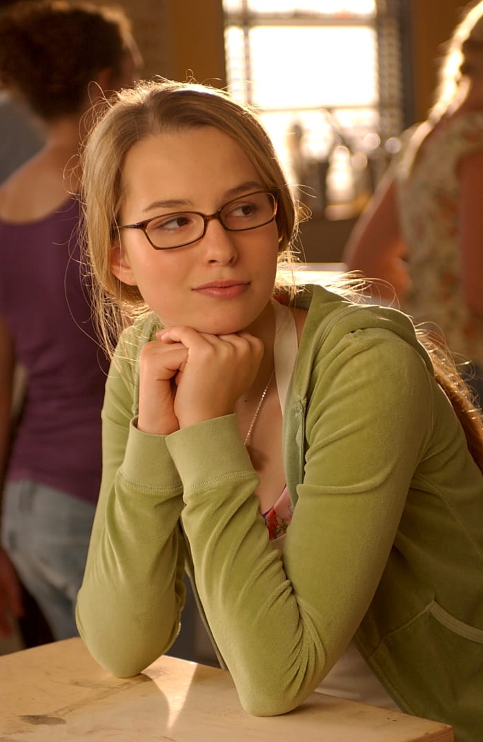 Bridgit Mendler
