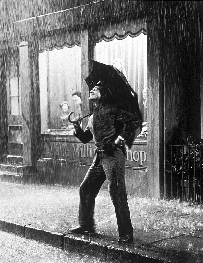 'Singin’ in the Rain' didn’t use milk in the famous dancing scene