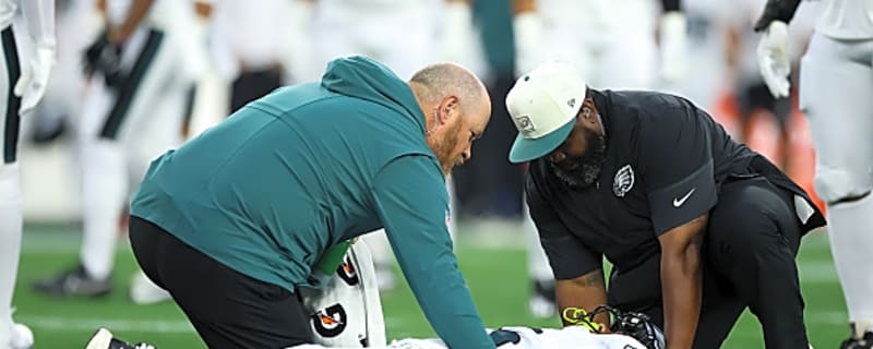 Eagles Star Rushed To Hospital In Ambulance After Frightening Hit 