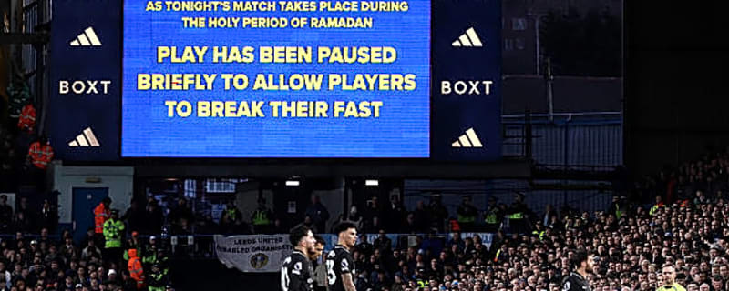 Pep Guardiola urges respect after Leeds fans boo Ramadan break during Manchester City win