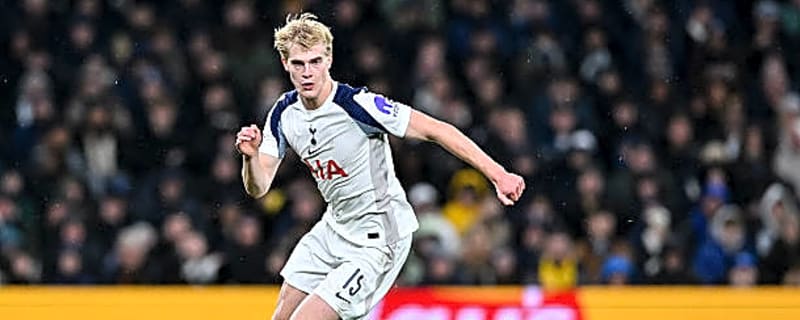 Chelsea made controversial transfer move to sign ‘unstoppable’ Tottenham star in January