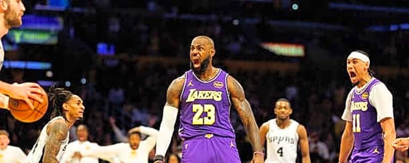  LeBron James Downplays Poster Dunk Over Luke Kornet