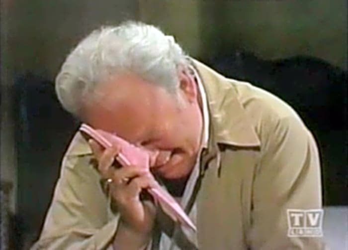 Archie finding Edith’s slipper in 'Archie Bunker's Place'