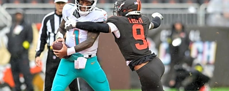 While Everyone Talks About Firing, Miami Dolphins Coach Mike McDaniel Talks Winning