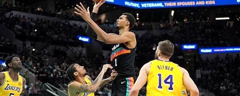  Shorthanded Lakers Can’t Find Enough Offense Against Spurs In Second Night Of Back-To-Back