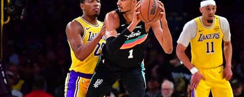  Victor Wembanyama & Spurs Blow Out Shorthanded Lakers