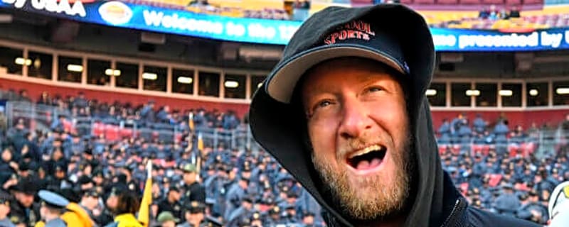 Watch: Barstool Sports Founder Dave Portnoy Melts Down After Meaningless Late Field Goal Ruins Bet