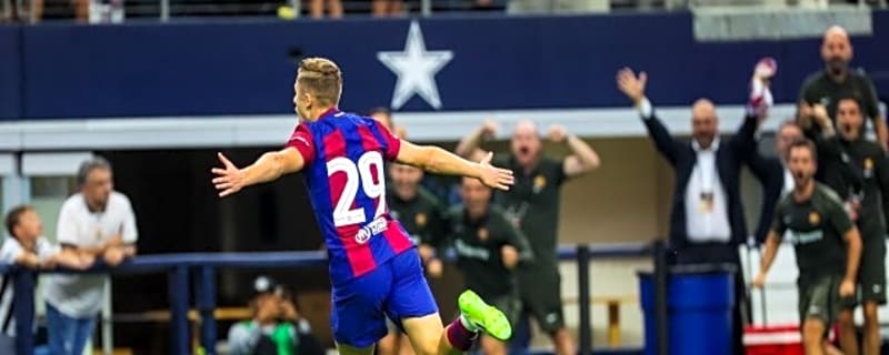 FC Barcelona Crushes Greek Olympiacos