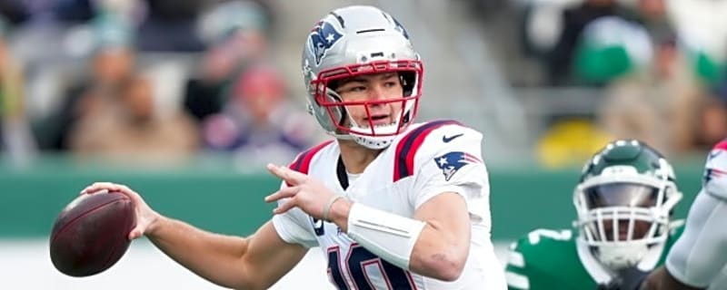 The Patriots Win The AFC East After Dominating The Jets 42-10