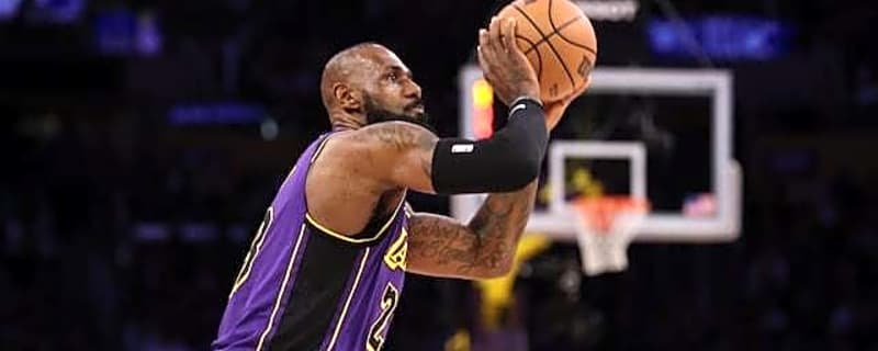  LeBron James Expected To Be With Team At Start Of Training Camp