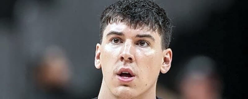  Jake LaRavia Got Root Canal To Fix Front Teeth After 76ers Win