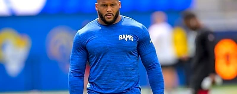 Watch: Aaron Donald Works Out At Rams’ Facility