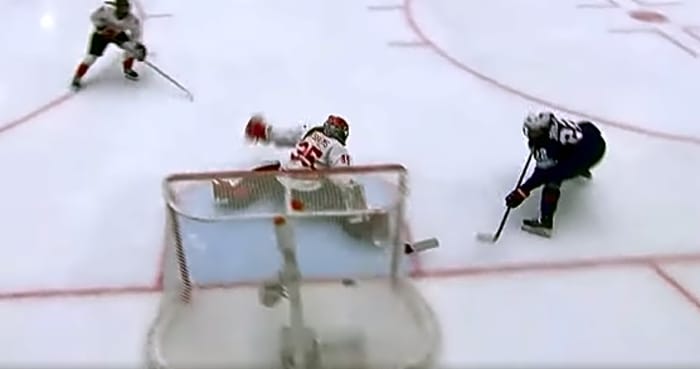 Hockey: Janecke's golden goal