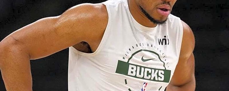 Giannis Antetokounmpo says he is 'committed to the Milwaukee Bucks'