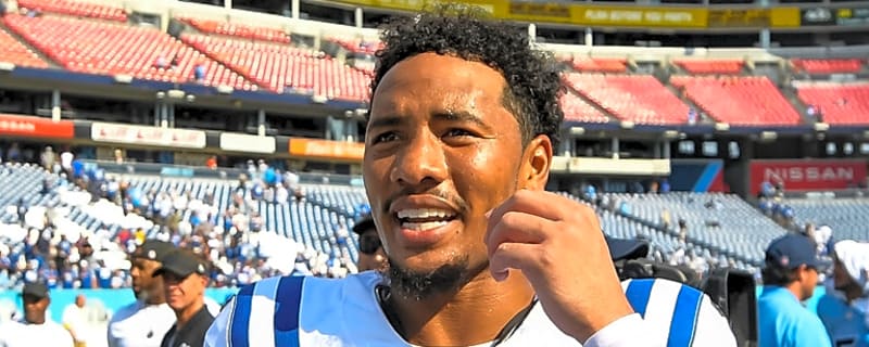 Colts player accuses Rams of faking crowd noise