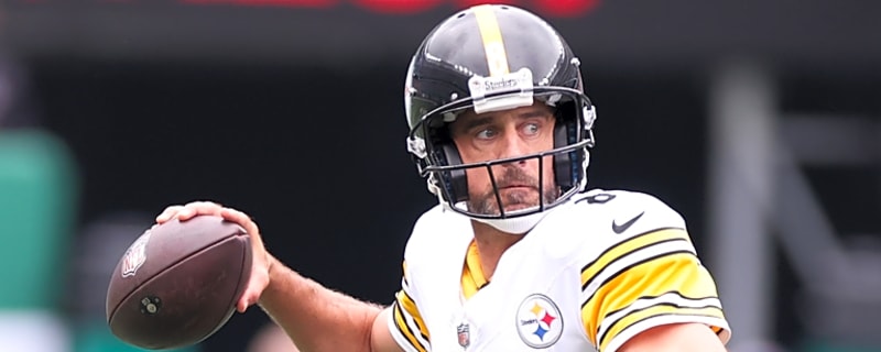 Rodgers looks like he has something left in stellar Steelers debut