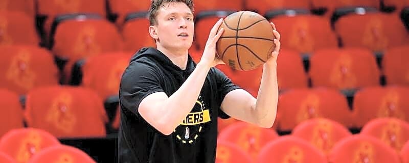 Dalton Knecht: ‘Special’ To Have First Basketball Camp In Tennessee