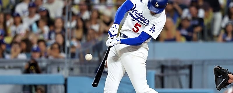 Dodgers Plan To Manage Freddie Freeman’s Right Knee Injury