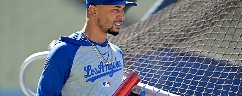 Mookie Betts Doesn’t Expect To Be ‘Hero’ For Dodgers