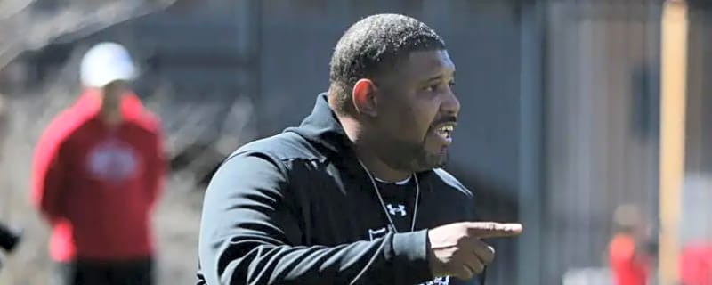 2027 DL Dawayne Jones adds Badgers to Initial Top 12 List