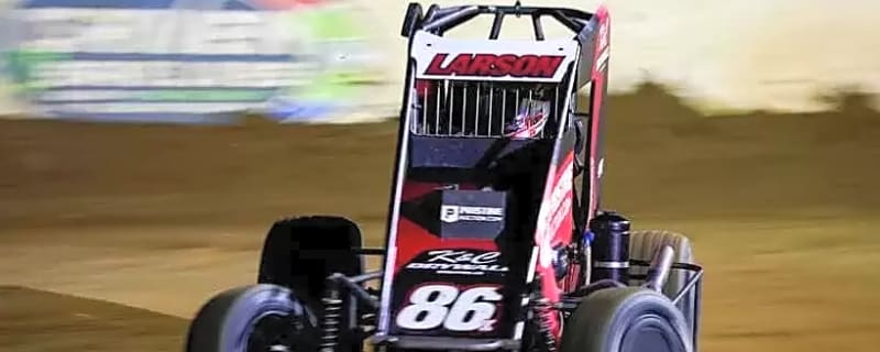 The Golden Driller Slips Away: How Kyle Larson’s Chili Bowl Run Ended in Heartbreak