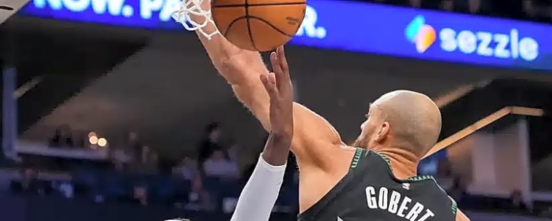 Hawks Silence the Bucks 131-113, Win Fifth Straight to Climb Above .500