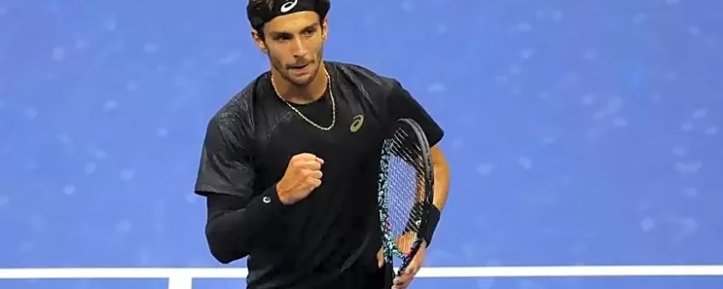 Lorenzo Musetti on a Mission: Can the New Dad Shock Novak Djokovic Down Under?