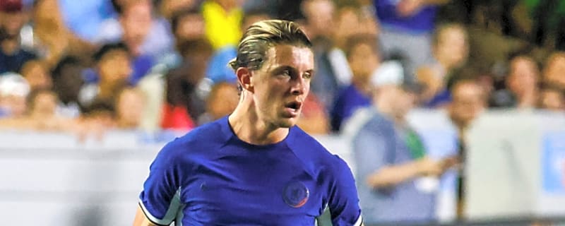 Report: Man United 'monitoring' £45m-rated 'priceless' star ahead of tomorrow’s deadline