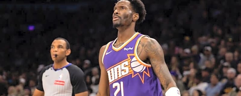 Hapoel Tel Aviv offers multiyear $11M deal to former Bucks forward