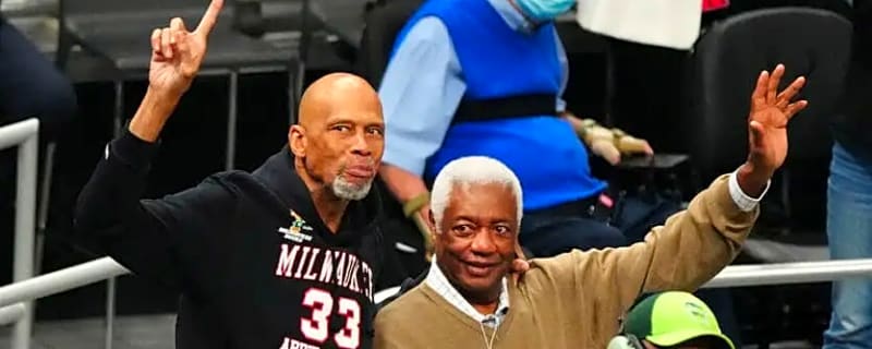 2 Milwaukee Bucks Hall of Famers from 1971 Title Team Named Greatest of All-Time in Height Class