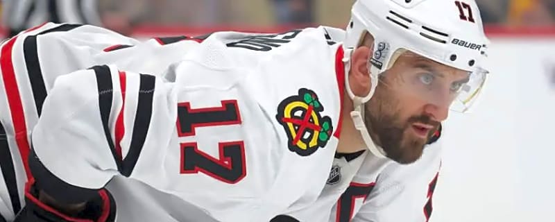 Chicago Blackhawks captain Nick Foligno returns to team after family health scare