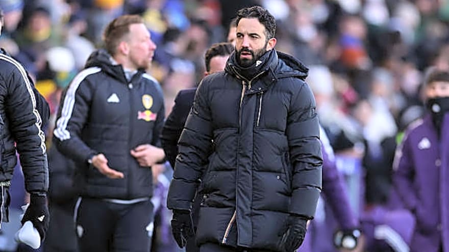 Ruben Amorim’s ex-assistant hints at Man United dressing room issues