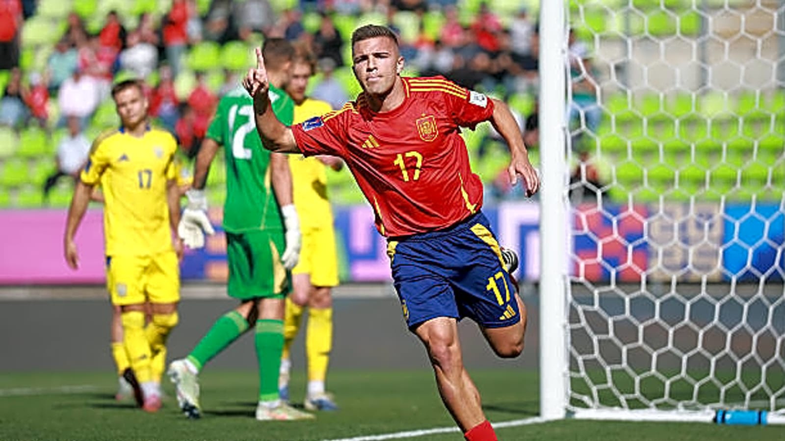 Wolves scouts spotted watching La Liga sensation as value skyrockets – report