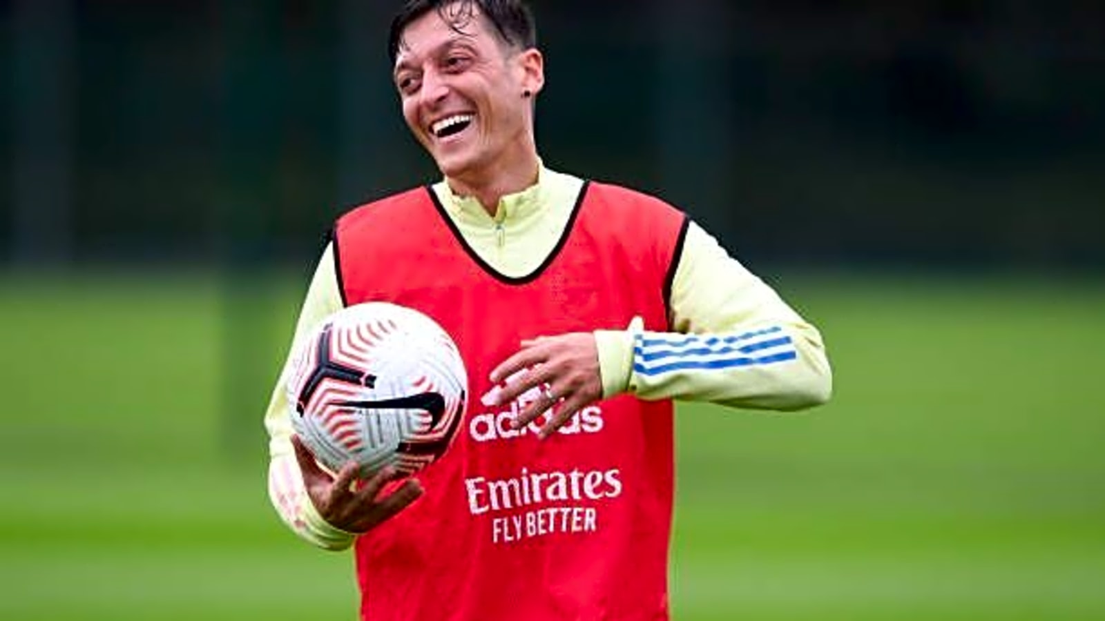 Arsenal star Bukayo Saka snubs Harry Kane, names the best player he’s played with