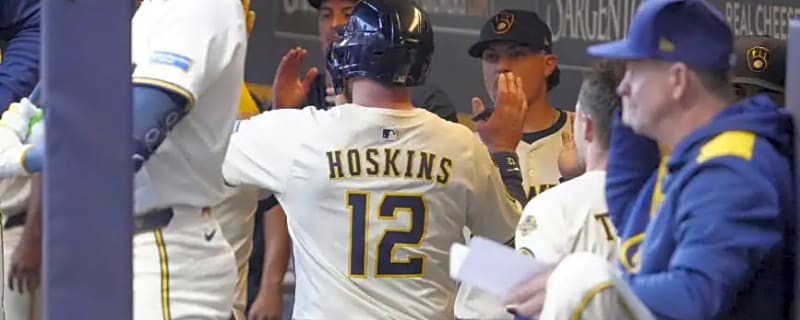 Writing on wall for pending free agent’s Brewers future after playoff roster decision