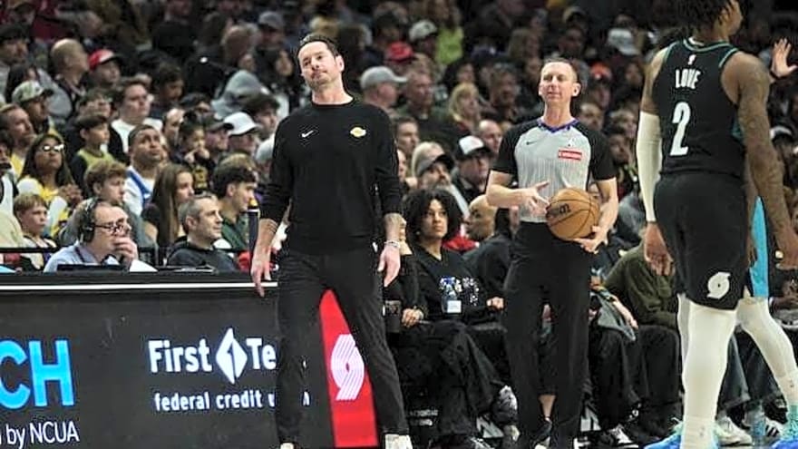  JJ Redick & LeBron James Discuss Inconsistency With NBA Officiating