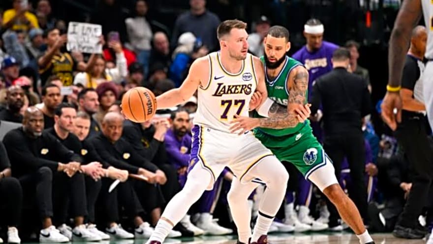  Lakers Complete Fourth Quarter Comeback To Beat Mavericks