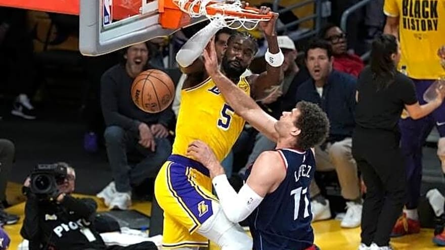  Deandre Ayton Calls Lob From LeBron James One Of Top Highlights Of Career