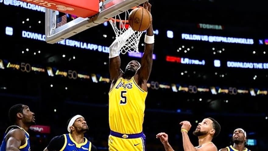  Deandre Ayton Still Working On Pick-And-Roll Chemistry With Luka Doncic & Austin Reaves