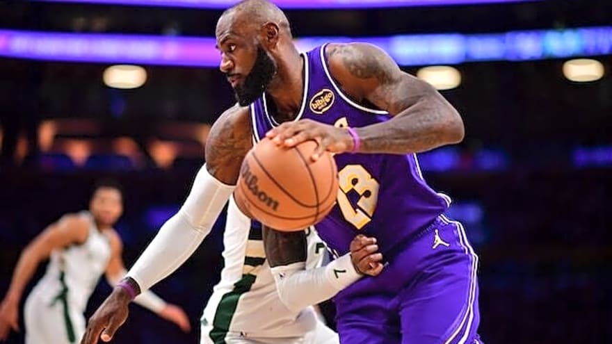  LeBron James Brushes Aside Strong Play Due To Final Turnover Vs. Bucks