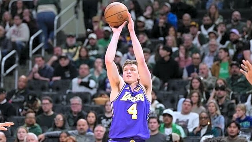  JJ Redick Wants To See Dalton Knecht Play Hard During Minutes